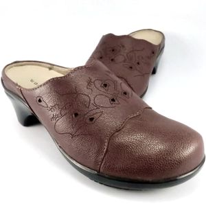 Aravon Maddie Brown Leather Clogs Size 9B